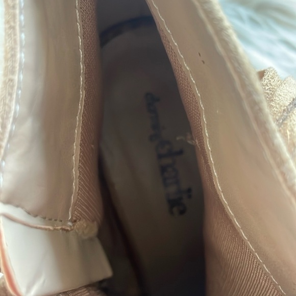 Camel colored fringe booties - Picture 2 of 9